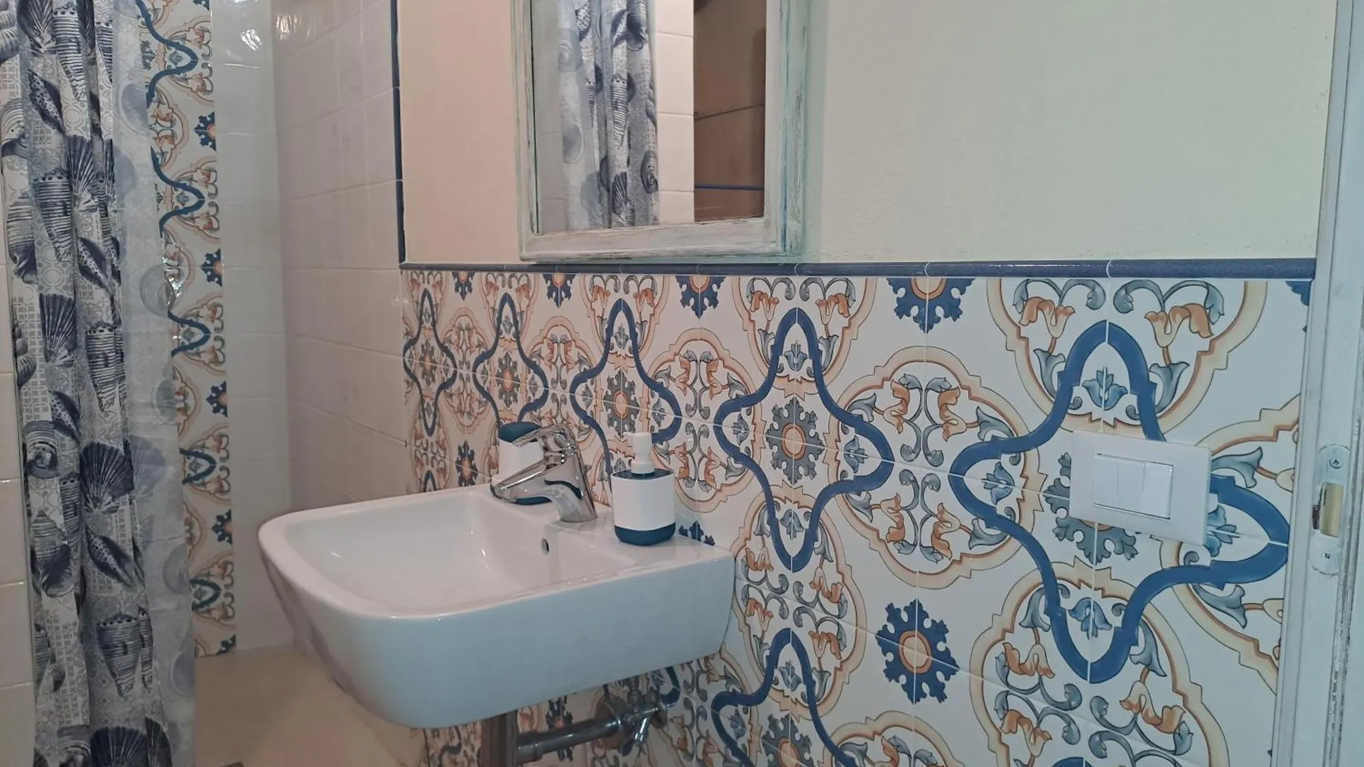 Holiday home Rustico La Tinaia Villa Montigiano Italy