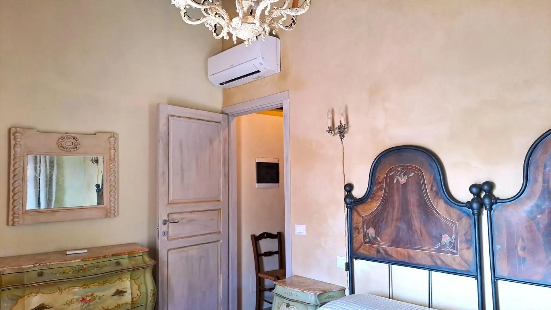 Holiday home Rustico La Tinaia Villa Montigiano